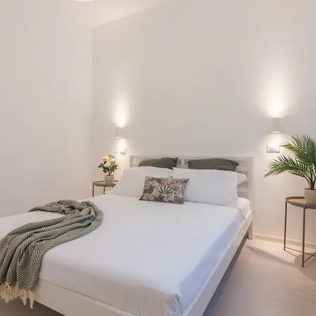 Cinzia Aparthotel